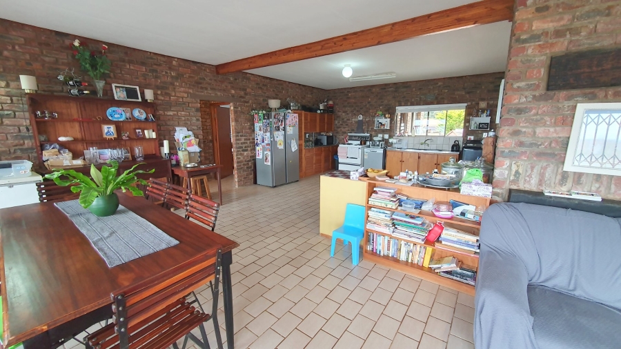 5 Bedroom Property for Sale in Dana Bay Western Cape